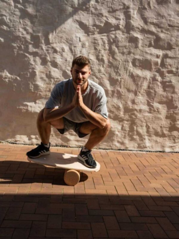balance-board-with-exercise-roll-round-no-logo-0ef55994.jpg Round Balance Board With Exercise Roll - Centered Logo