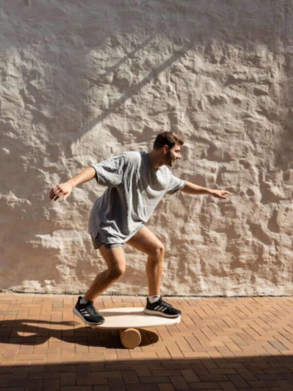 balance-board-with-exercise-roll-round-no-logo-1a064d02-2.jpg Round Balance Board With Exercise Roll - Side Logo