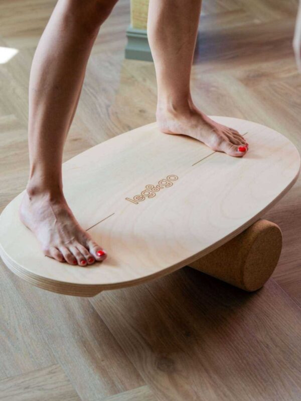 balance-board-with-exercise-roll-round-no-logo-3ac6c8ad.jpg Round Balance Board With Exercise Roll - Centered Logo