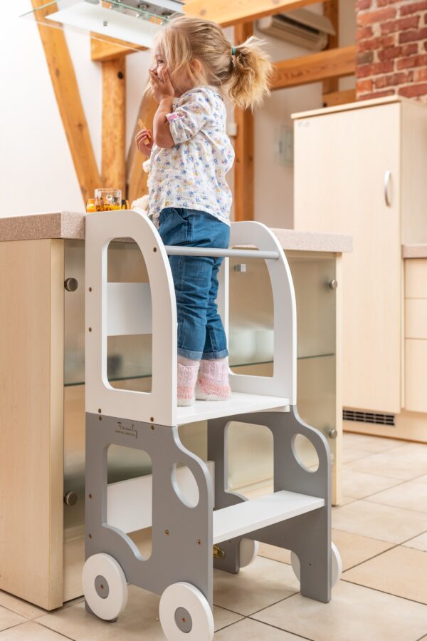 car-kitchen-helper-learning-table-2eae5143.jpg Car Kitchen Helper / Learning Table