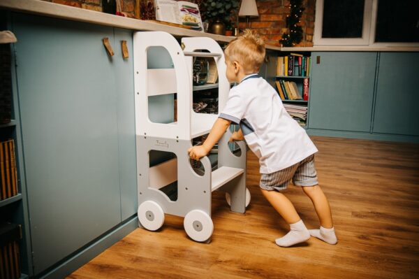 car-kitchen-helper-learning-table-7f0bc027.jpg Car Kitchen Helper / Learning Table