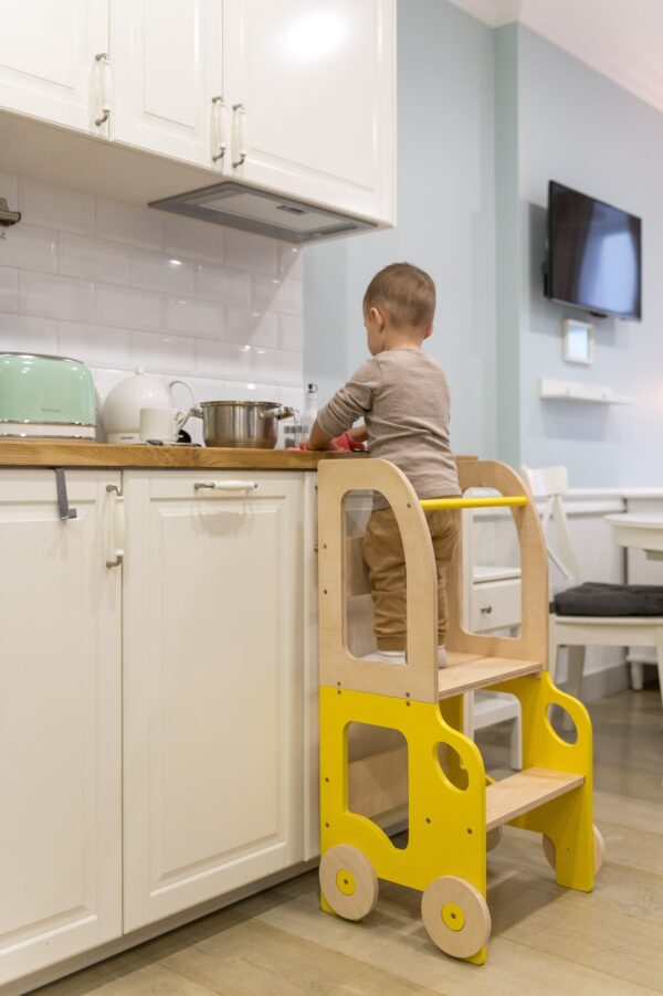 car-kitchen-helper-learning-table-83c9a912.jpg Car Kitchen Helper / Learning Table