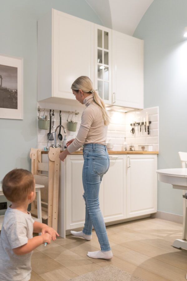 trolley-kitchen-helper-learning-table-53bb336b.jpg Trolley Kitchen Helper / Learning Table